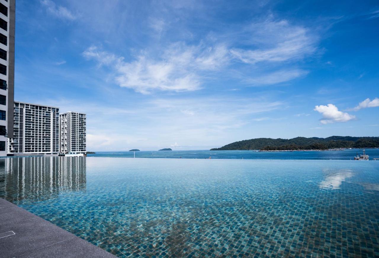 Jesselton Quay By Pinstay Kota Kinabalu Exterior photo